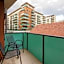 Escala Hotel & Suites