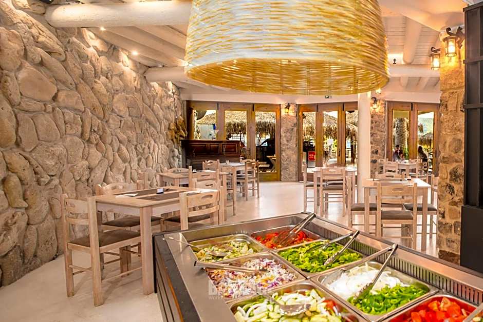 Gloria Maris Hotel Suites and Villas