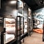 Capsule Hotel - Alpine Garden Zurich Airport