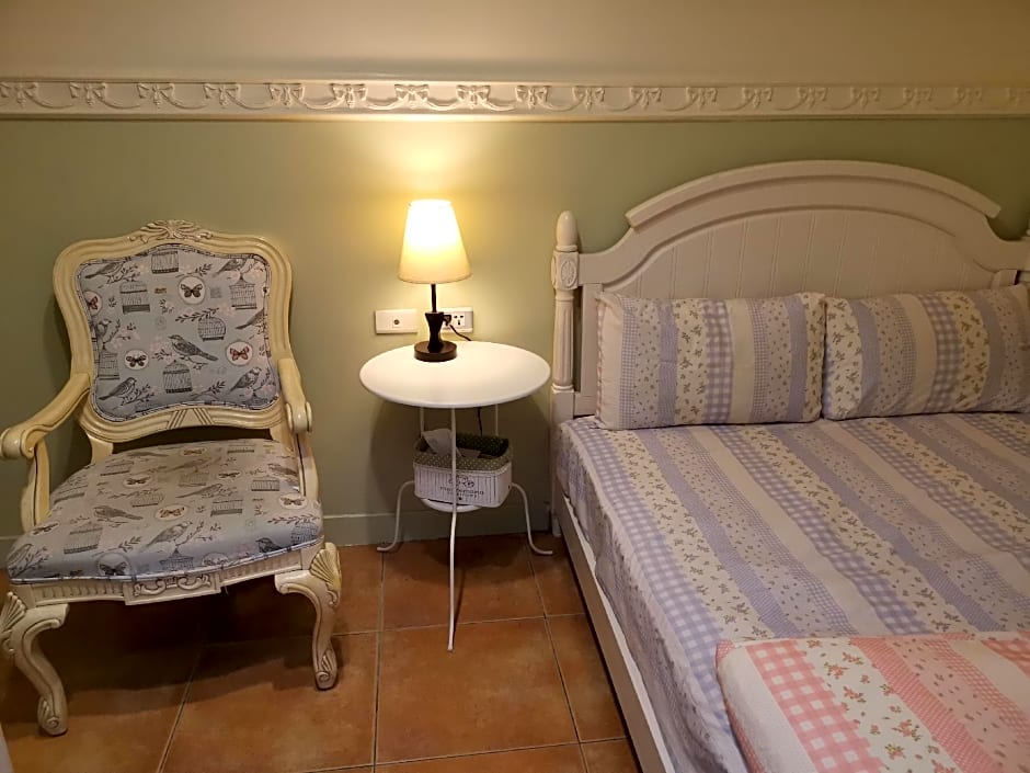 Photo 1 of 11 of Double Room with shared bathroom room