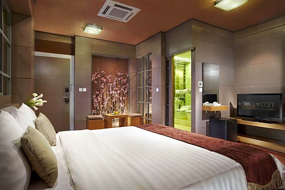 Amos Cozy Hotel Melawai