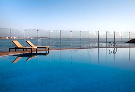 Bianca Beach Family Resort