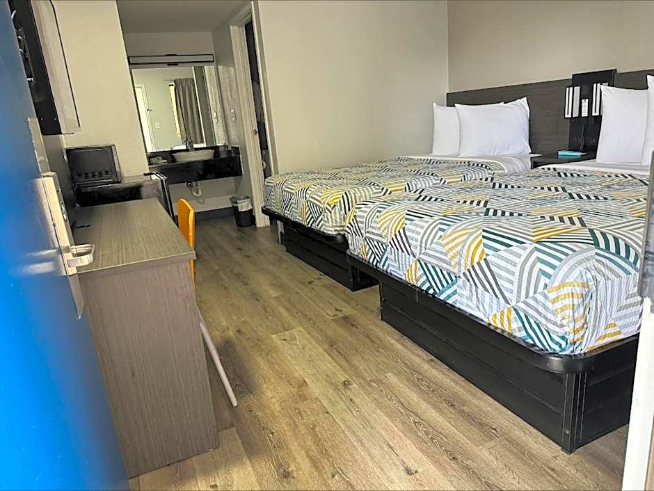 Motel 6-Bradenton, FL