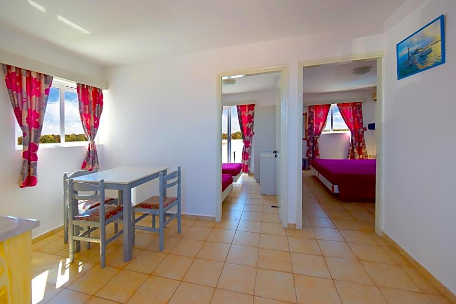 Anixis Hotel & Apartments