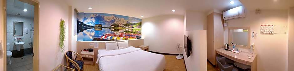 Lotus Yuan Business Hotel