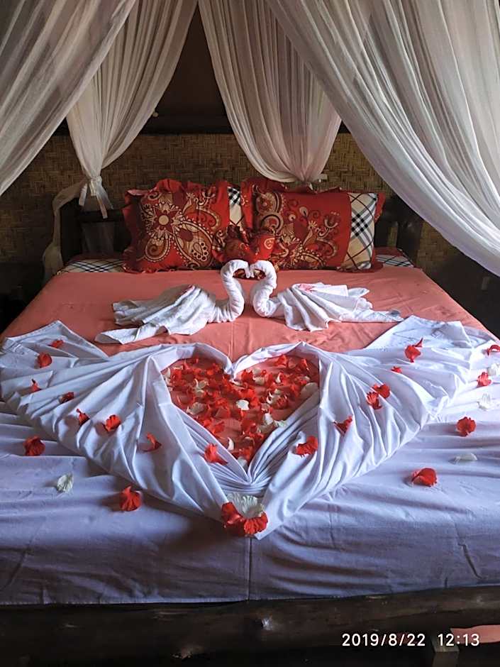 Kampung Meno Bungalows