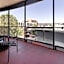 Inner-city 2 bedroom apartment - perfectly located