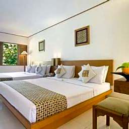 Nyiur Indah Beach Hotel