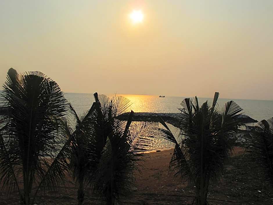 Nantra Pattaya Baan Ampoe Beach