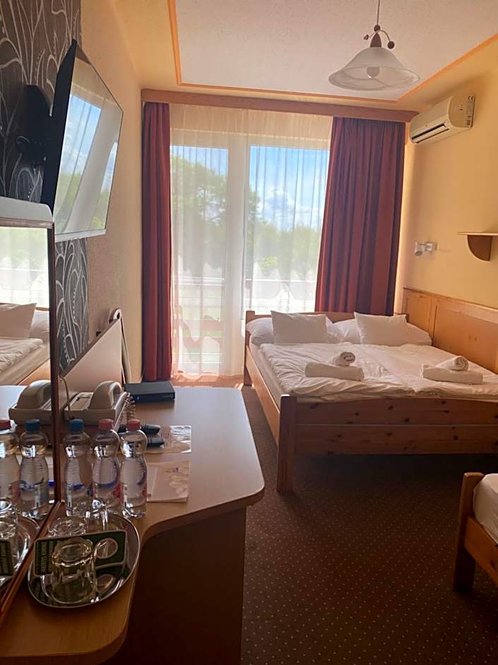 Nereus Park Hotel
