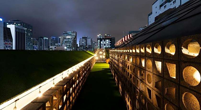 Lala Vianco Business Hotel