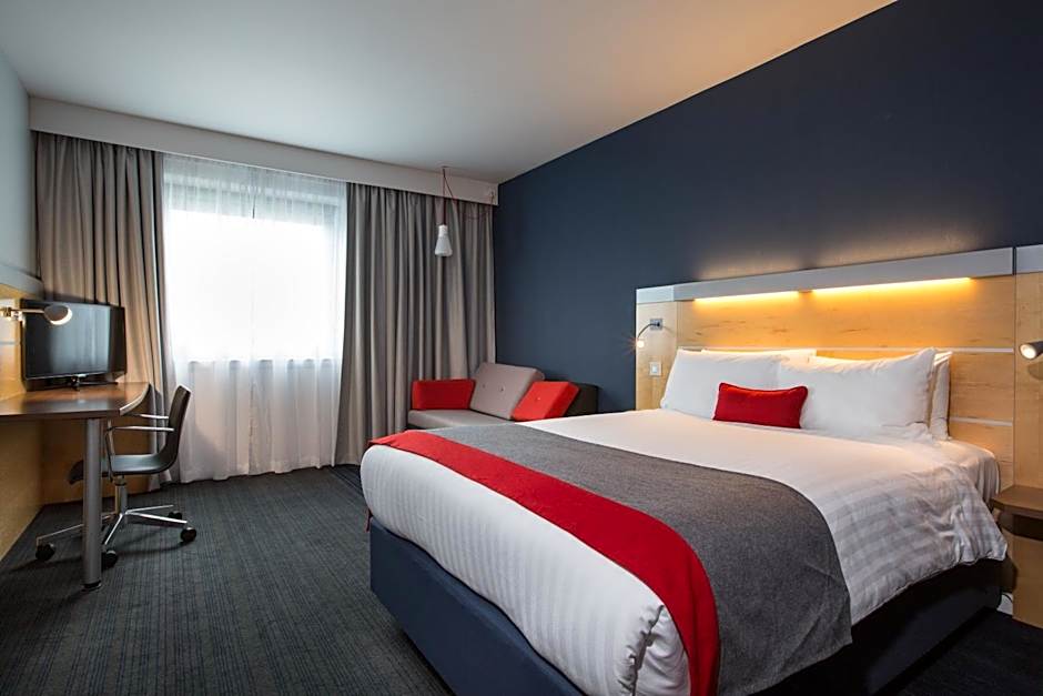 Holiday Inn Express Folkestone Channel Tunnel By IHG