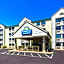 Days Inn and Suites by Wyndham Kansas City South
