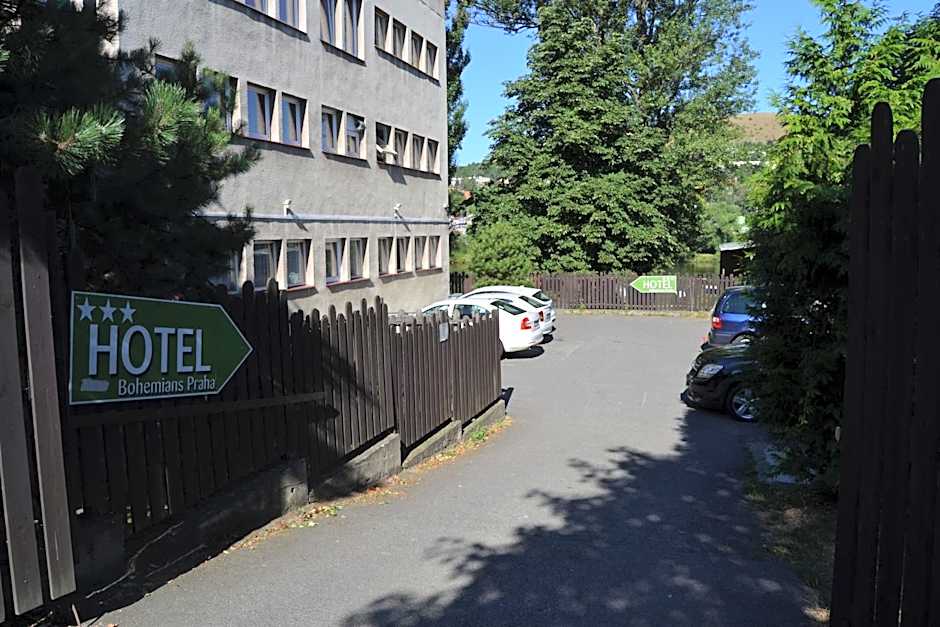 Hotel Bohemians