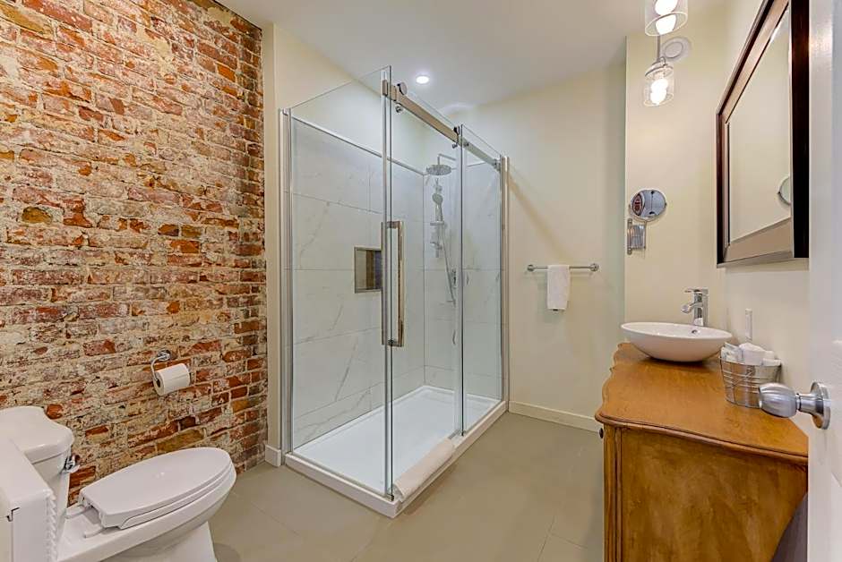 Le 555 Hébergements touristiques