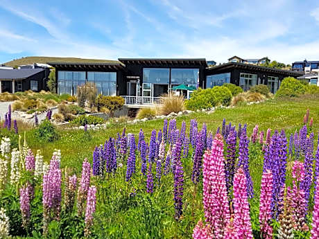 Three Rivers Lodge