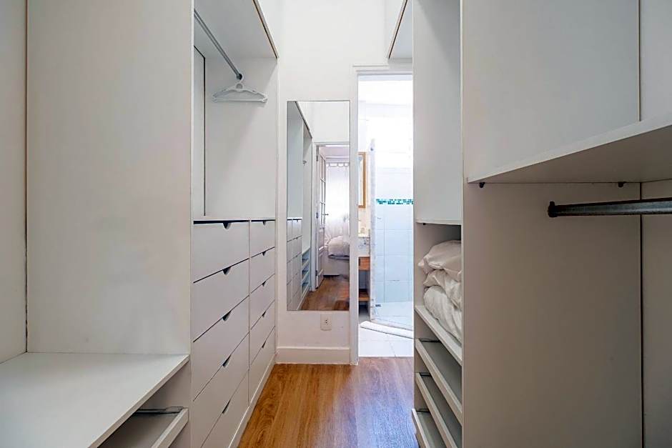 Newly renovated apartment in Leblon