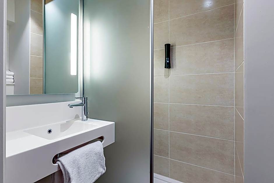 B&B HOTEL Paris Ivry Quai de Seine