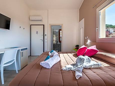 Deluxe Double Room with Sea View