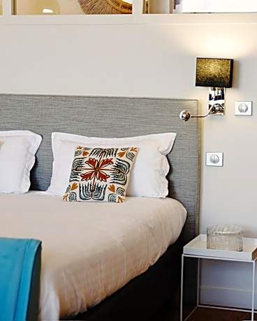 Suite with Harbor View (2 people)