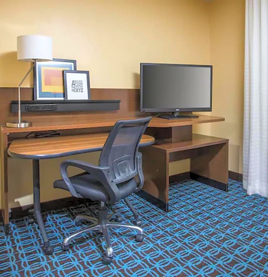 Fairfield Inn & Suites by Marriott Lexington Keeneland Airport