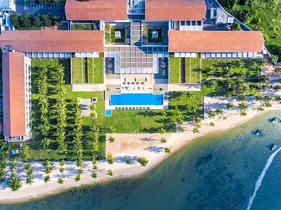 Amaya Beach Pasikudah