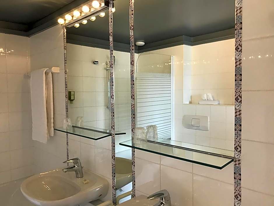 L'Hôtel by Hostellerie du Château