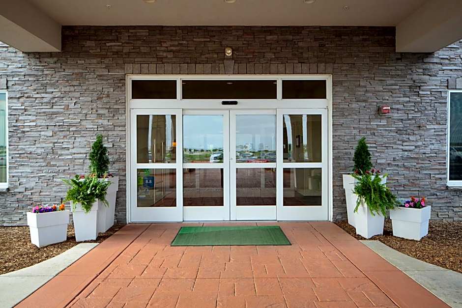 Holiday Inn Hotel & Suites Bloomington Airport By IHG