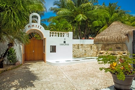 Hidden Beach Resort Au Naturel Adults Only Al