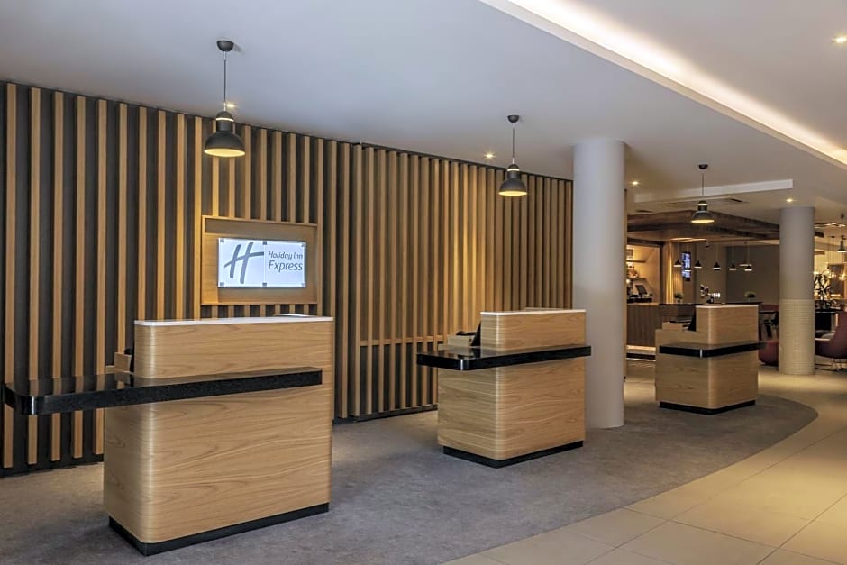 Holiday Inn Express Dublin-Airport