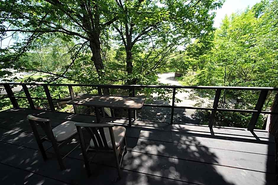 ARtINn 極寒藝術伝染装置