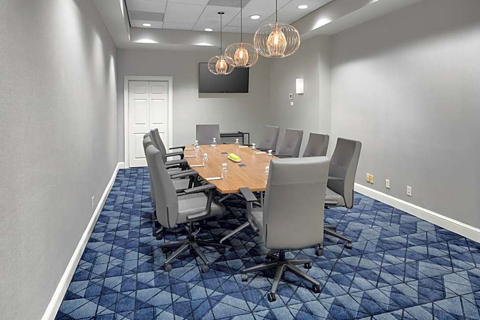 Courtyard by Marriott Shelton