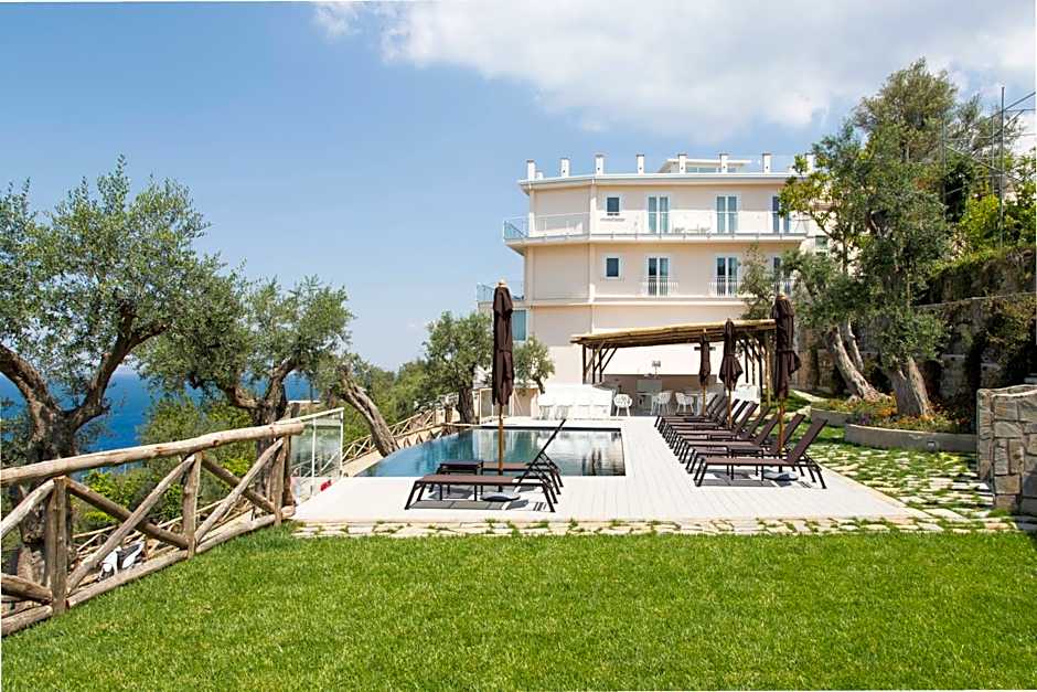 Art Hotel Villa Fiorella