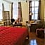 Skindles Guesthouse