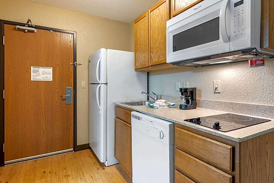 Birch Hill Suites - South Bend