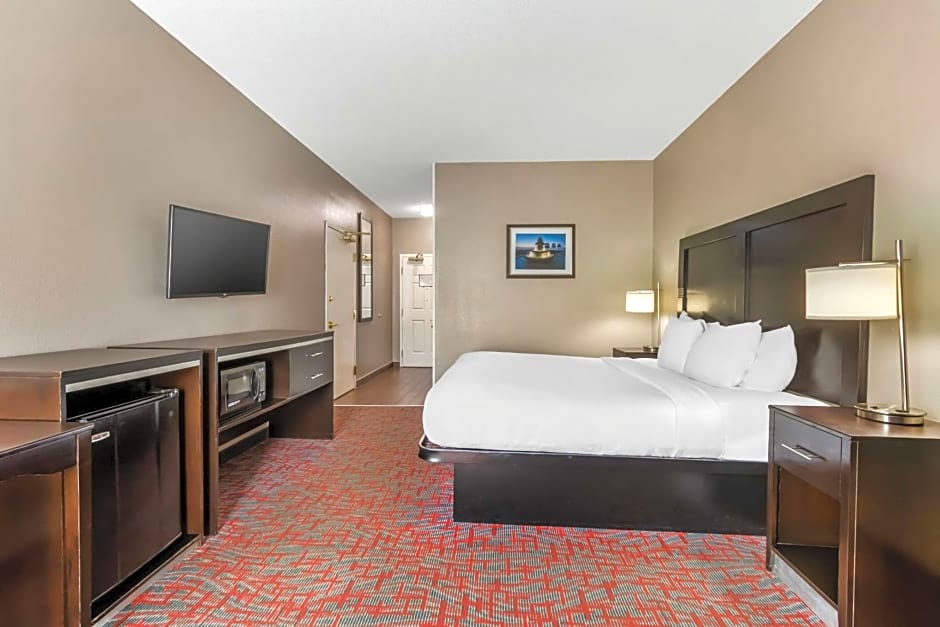 Best Western Airport Inn & Suites