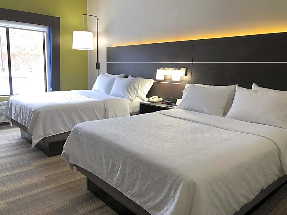 Holiday Inn Express Hotel & Suites Newton Sparta By IHG