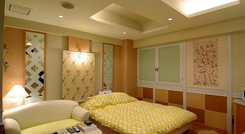Shonan Sirene (Adult Only)