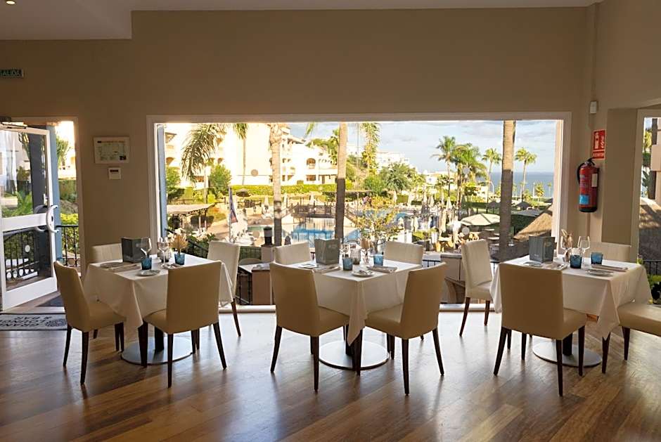 Santa Barbara Residences by IDILIQ