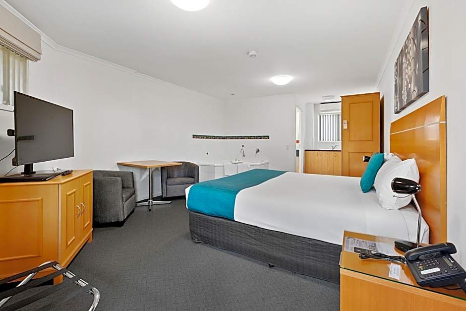 Browns Plains Motor Inn