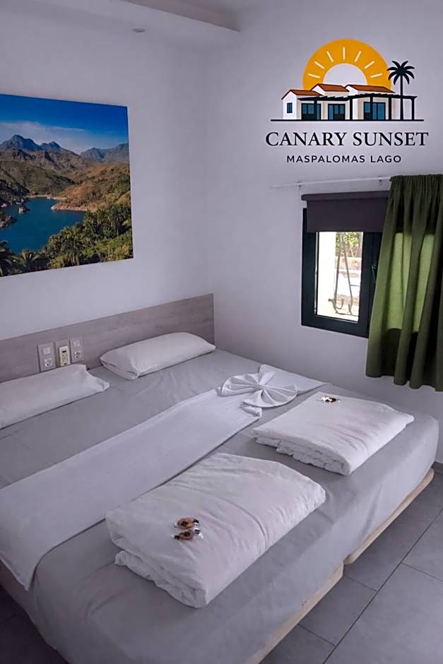 Maspalomas Lago Canary Sunset