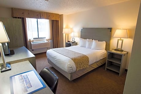 2 QUEEN BEDS,NSMK,DLXMTVW,NOPETS,RENOVRM,MICRFG,HISPD,FULL BREAKFAST