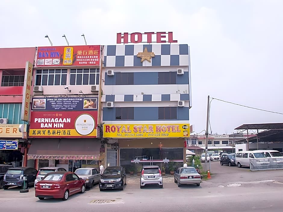 Royals Star Hotel