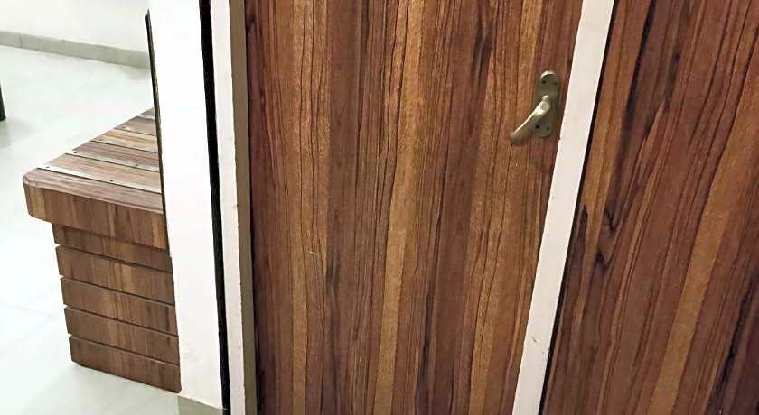 Di Di Hotel Alambagh