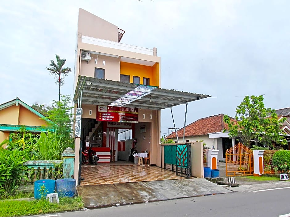 OYO 91842 Tahesa Guesthouse Syariah