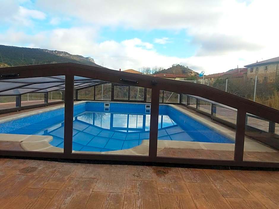 Hotel Rural Puerta de Caderechas