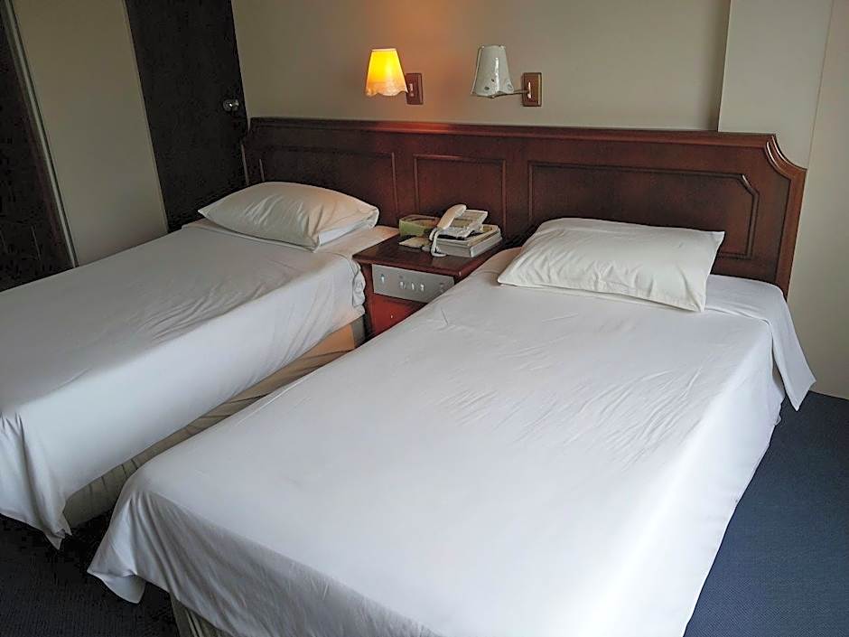 Pacific Orient Hotel