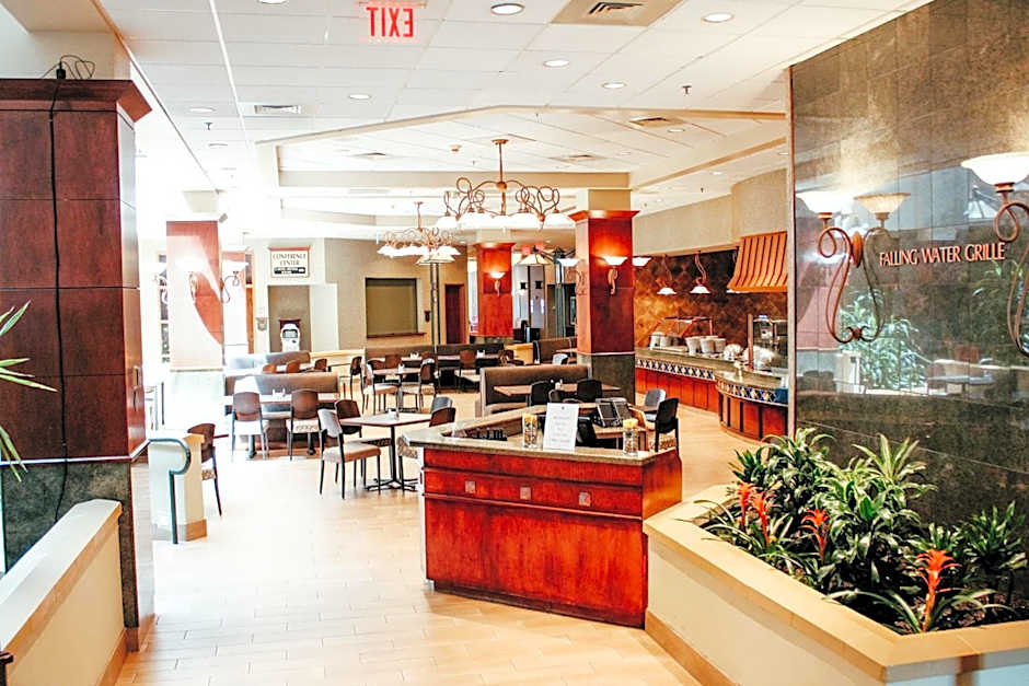 Hotel Topeka at City Center