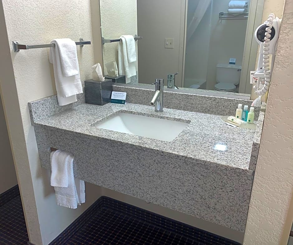 Quality Inn