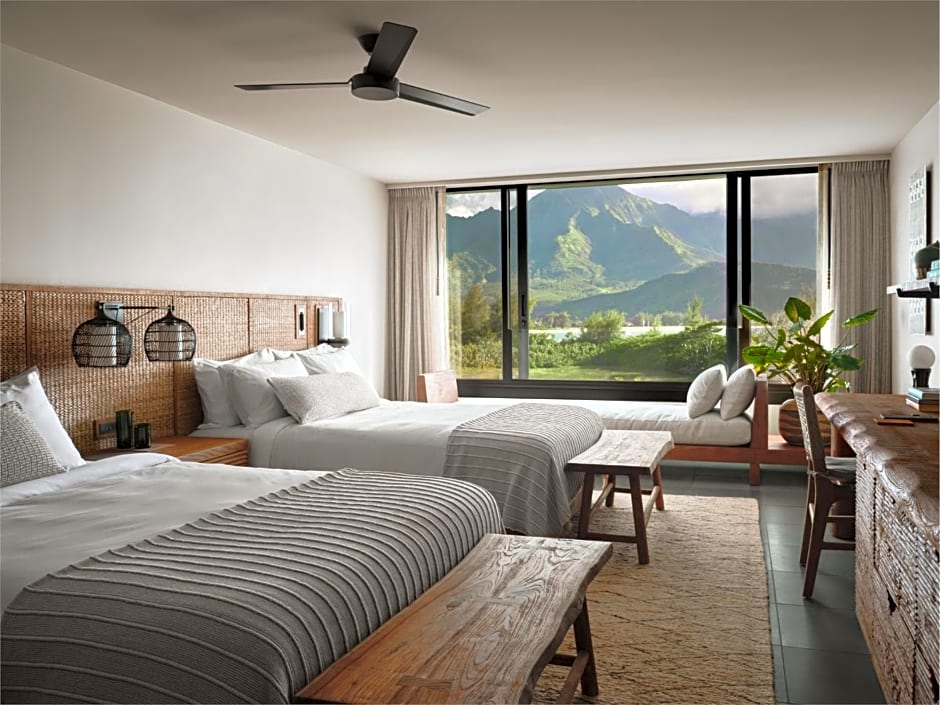 1 Hotel Hanalei Bay